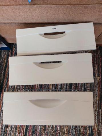 Gratis! 3 diepvriesladen ETNA