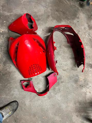 Piaggio Zip Onderdelen Kappen