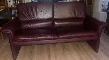 Twee lederen 2.5 zits banken