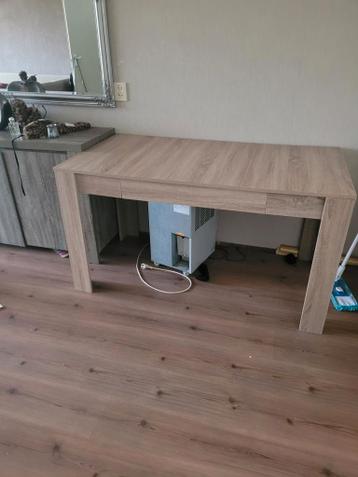 Eettafel voor vier personen