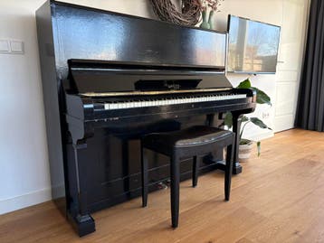 Bamberg Berlin Piano zwart gelakt