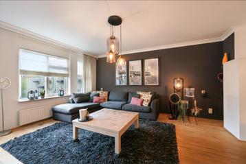 GRATIS af te halen, salontafel/eettafel en 6 stoelen