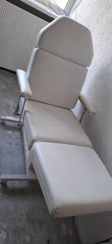 Pedicure chair