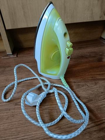 Strijkijzer met snoer