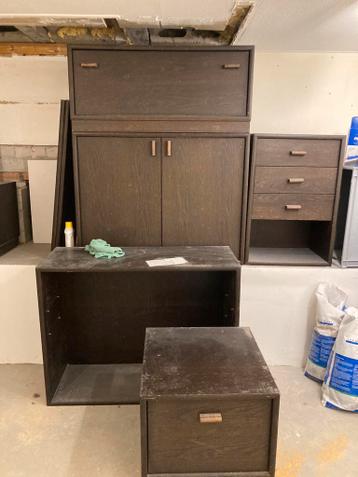 Set van 7 robuuste kasten (opknap of opslag)