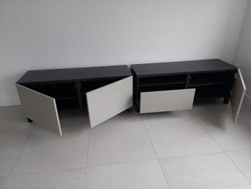 Twee donkerbruin/taupe tv-kastjes - 120cm breed