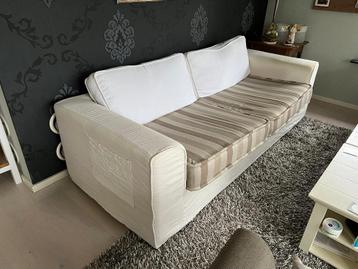 Gratis: grote 3,5-zitsbank