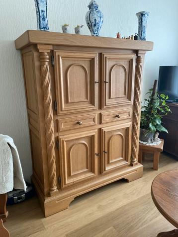 Kamer kast licht eiken svp deze week ophalen