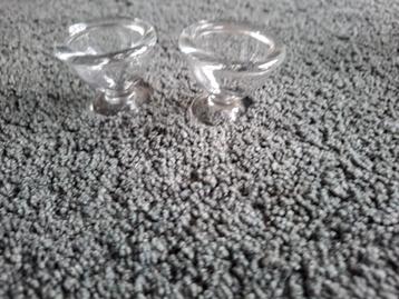 2 glazen eierdopjes gratis bij aankoop van ander product