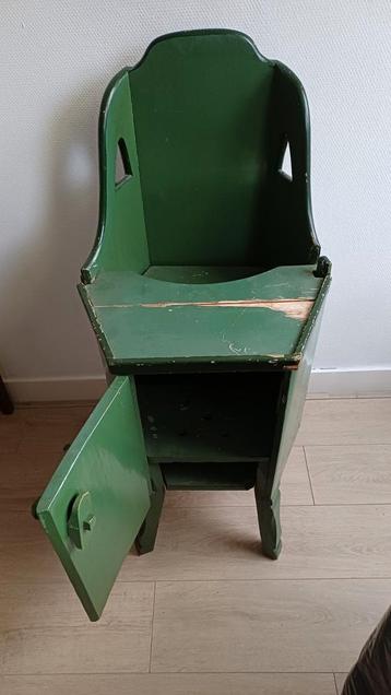 Gratis! Antieke Hindeloopen kinderstoel