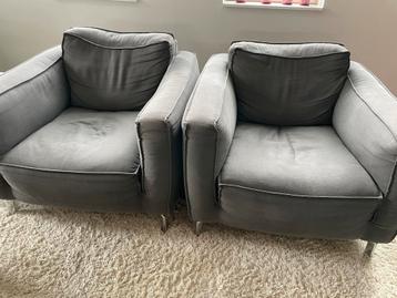 2 Fauteuils, gebruikt, opnieuw te bekleden