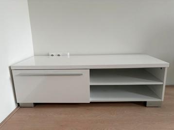 Gratis te afhalen mooie TV meubel/dressoir!