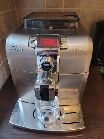 Gratis: Philips Saeco Syntia (kapot)
