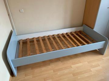 Eenpersoons bed 2.00 meter x 0.90 gratis