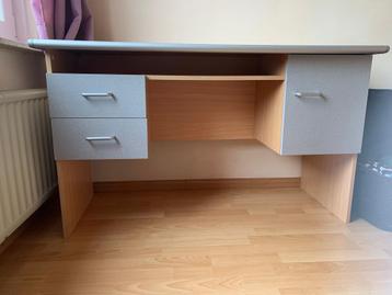 Bureau gratis