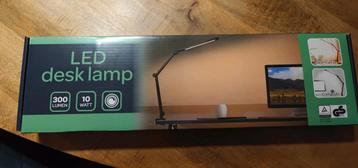 LED Bureaulamp - Nieuw in doos - gratis af te halen