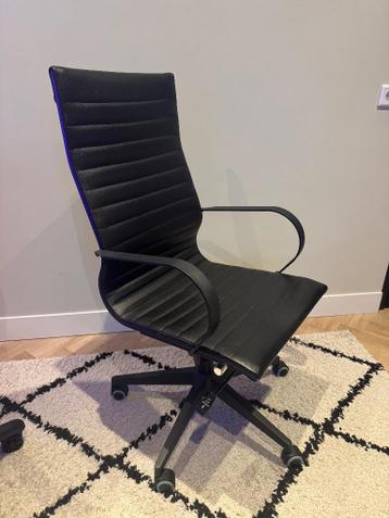 Moderne zwarte bureaustoel