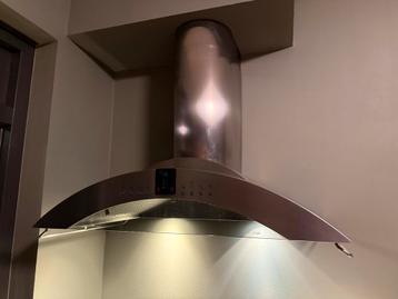 Moderne RVS Afzuigkap - Keukenventilatie