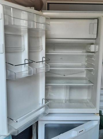Koelkast , ook geschikt als inbouw. Gratis af te halen.