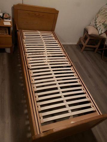eenpersoonsbed 80x200 met elektrisch verstelbare lattenbodem