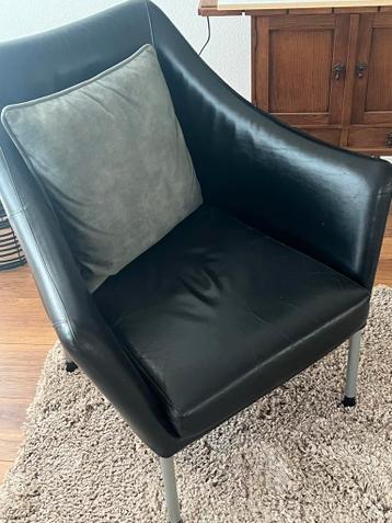 2 stoelen gratis af te halen