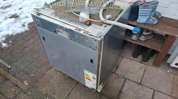 Vaatwasser kapot oud ijzer