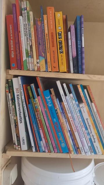 Gratis ongeveer 50 kinderboeken.