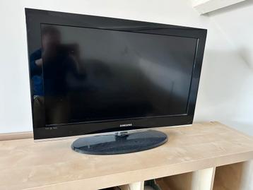 Samsung LE32A557P2F LCD TV - 81 cm
