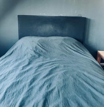 Twee-persoonsbed boxspring 200-140cm