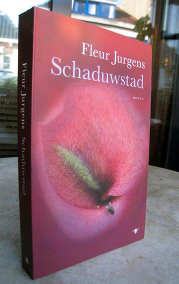 Jurgens, Fleur - Schaduwstad (2012 1e dr.) GRATIS !!!