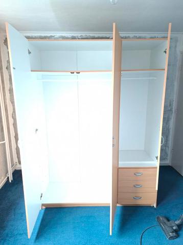 Gratis kast - Uiterlijk morgen af te halen!