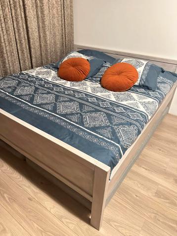bed 180*200
