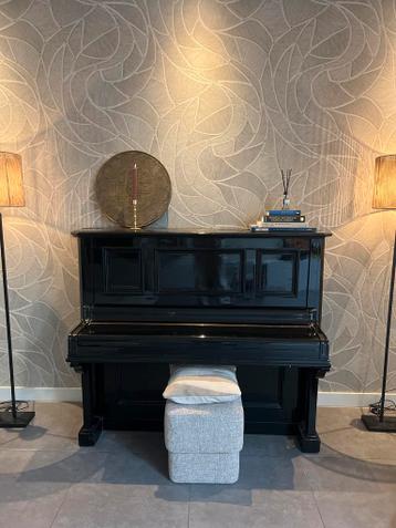 GRATIS Zwarte piano (decoratie)