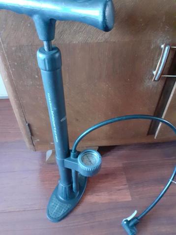 Fietspomp gratis wel zelf aanpassen