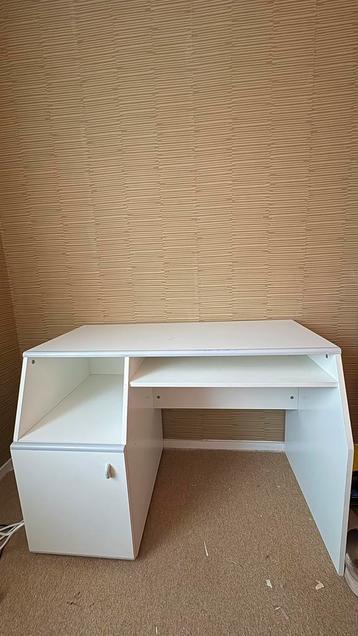 Bureau gratis af te halen