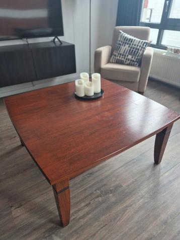 Mooie houten salontafel