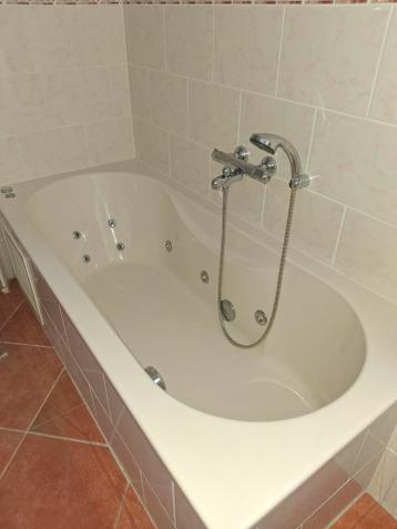 Bubbelbad  180x80 cm gratis