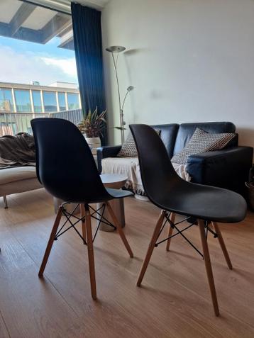 Free chairs / gratis kuipstoeltjes zwart 4x