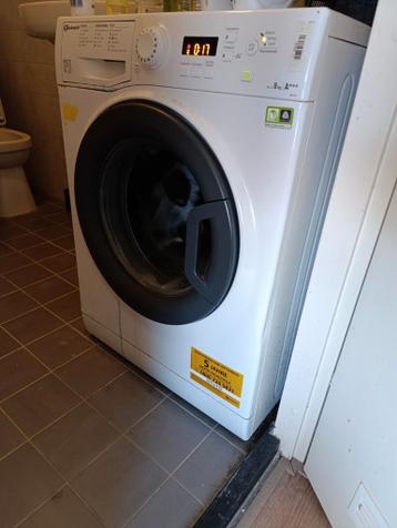 Bauknecht Wasmachine - Werkt goed, roestschade