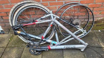 Gratis af te halen mountainbike's onderdelen