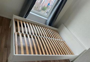 Gratis IKEA bed 140x200 - eind februari ophalen!