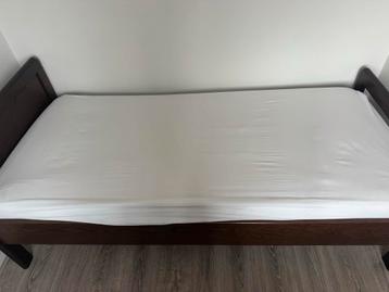Gratis Eenpersoonsbed hout