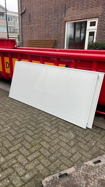 Gratis 2 intacte grote schuifdeuren pax