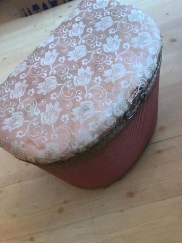 Poef chique met opberg functie