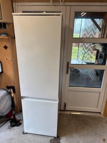 Koelkast/ vriezer inbouw 1780