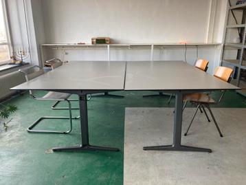 Kantoortafels, Ahrend Mehes Bureau, gratis op te halen