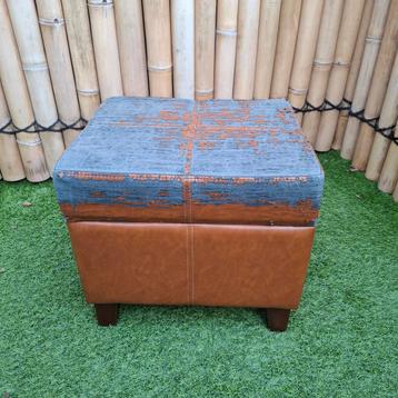 GRATIS poef met opbergruimte / opnieuw te bekleden