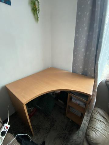 Bureau - Gebruikt gratis