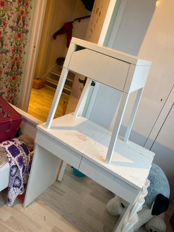 Opknap make-up tafel bureau + nachtkastje