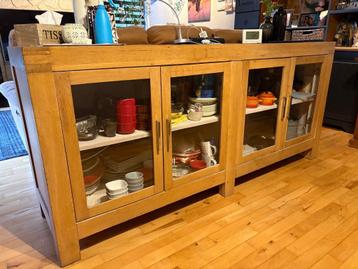 Vitrinekast/dressoir met verlichting